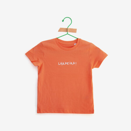 Camiseta "Larpeira" / crianzas / cor melocotón / orgánica