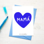 Postal con sobre "Mamá" (corazón azul)