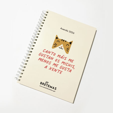 Axenda 2026 / "Canto máis me gustan os michis, menos me gusta a xente"